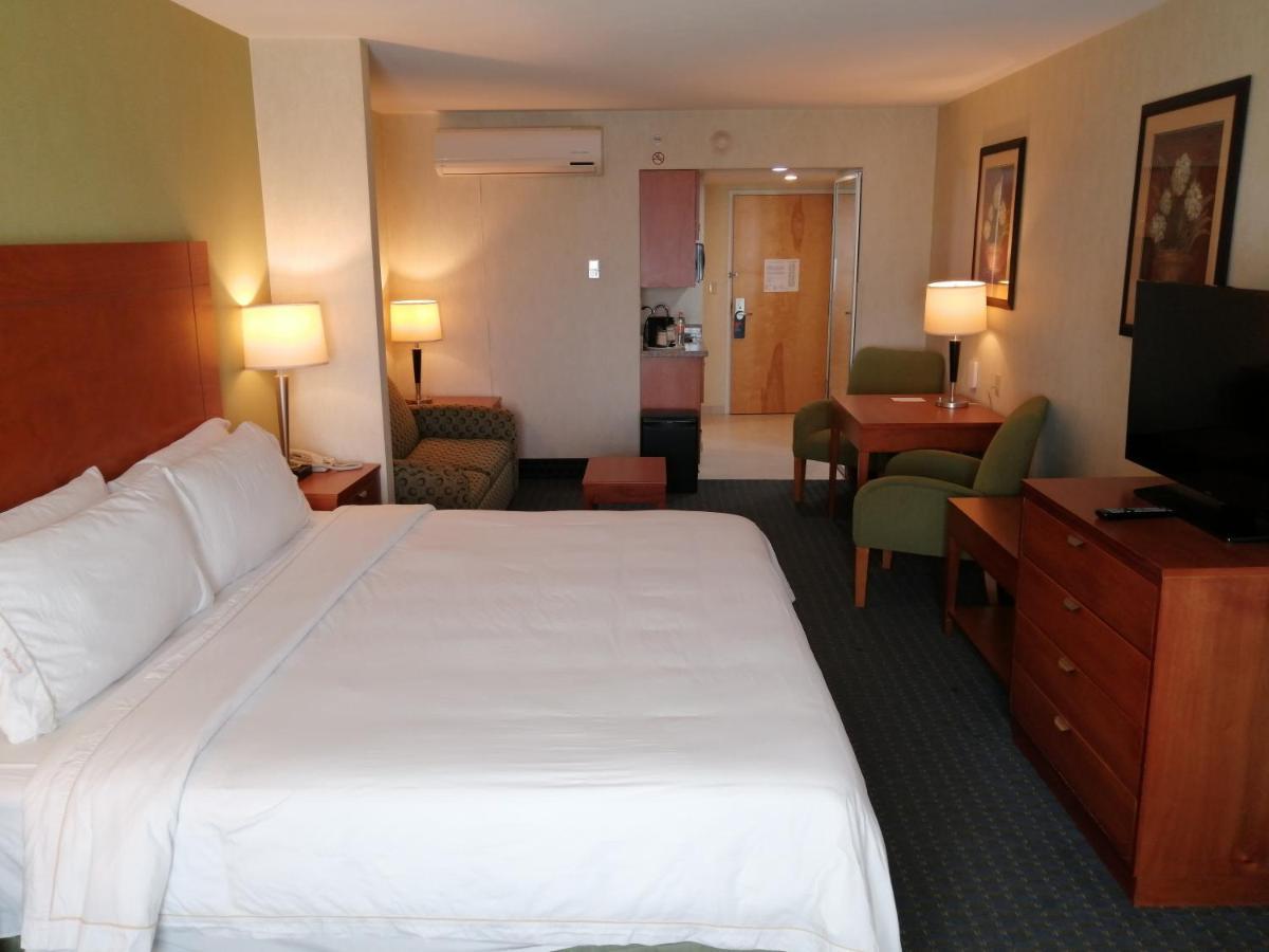 Holiday Inn Express & Suites Toluca Zona Aeropuerto By Ihg Exteriör bild
